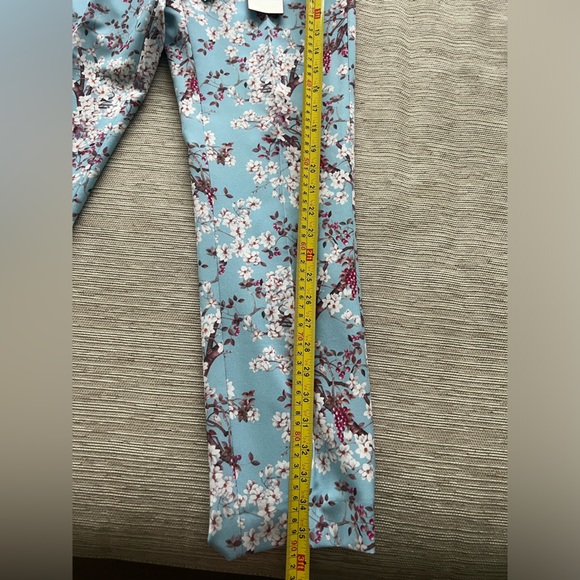 Pants - Picture 13 of 15